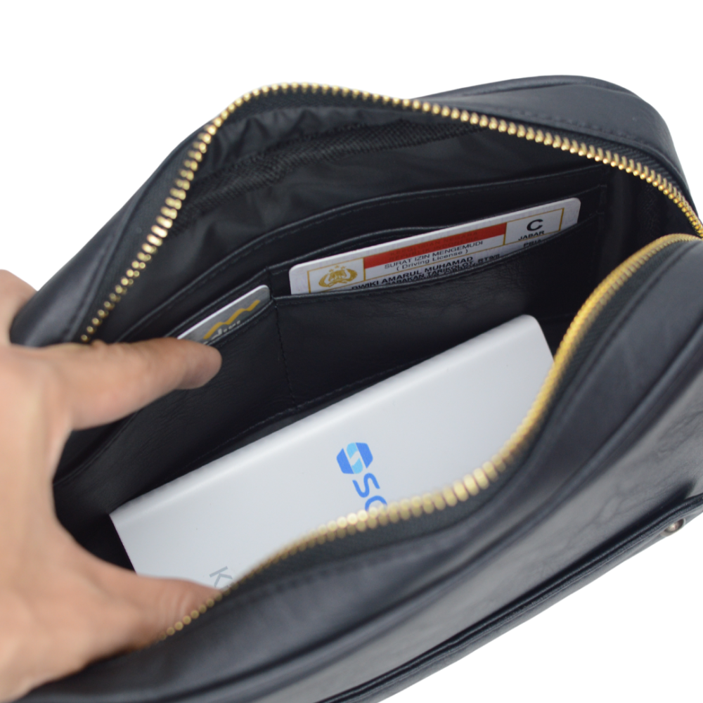 Nico - Slingbag with Premium Synthetic Leather - Image 4