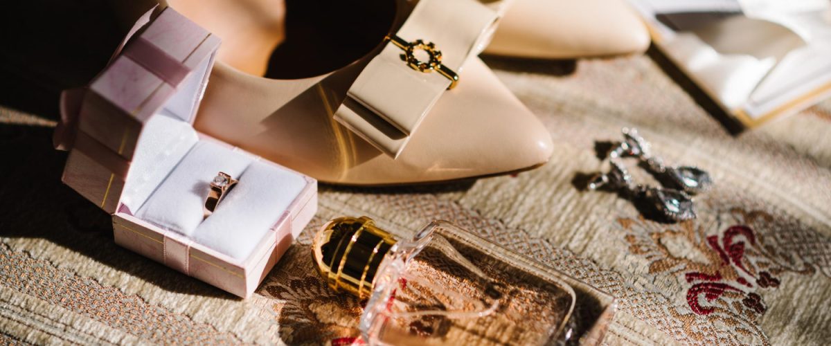 souvenir-premium-kenangan-elegan-yang-memikat