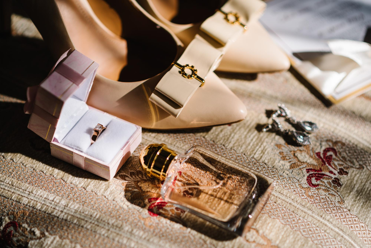 souvenir-premium-kenangan-elegan-yang-memikat