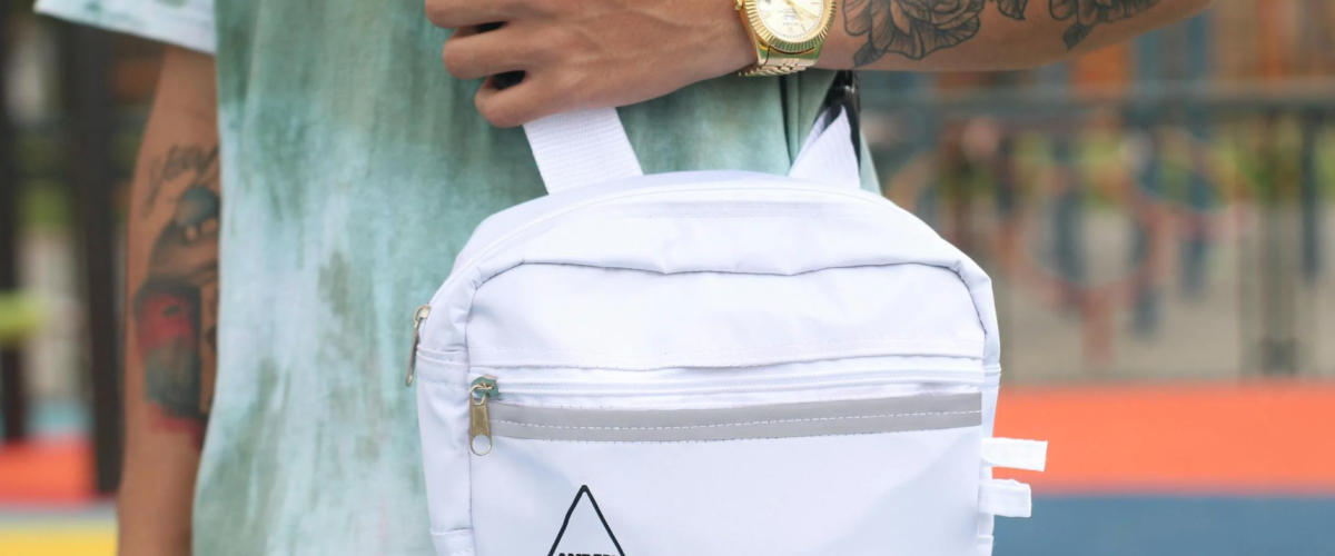 messenger bag vs sling bag